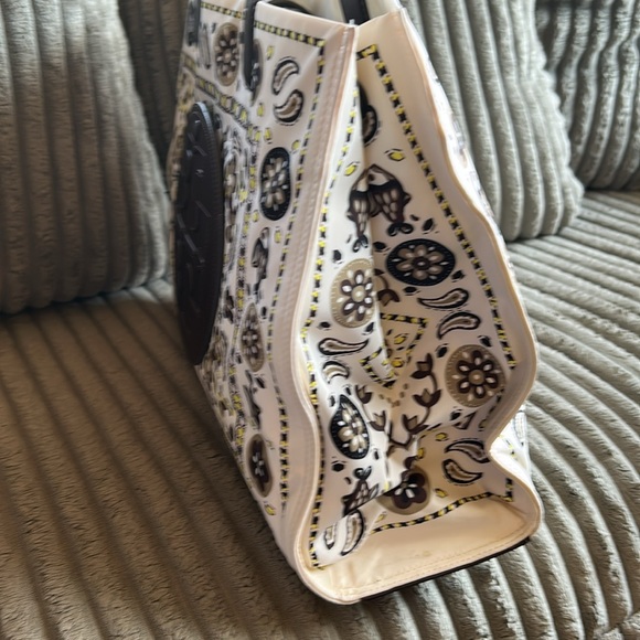 Tory Burch Nylon Large Ivory Pisces Dream Ella Printed Tote Patterned Tote 👜 - Picture 8 of 17